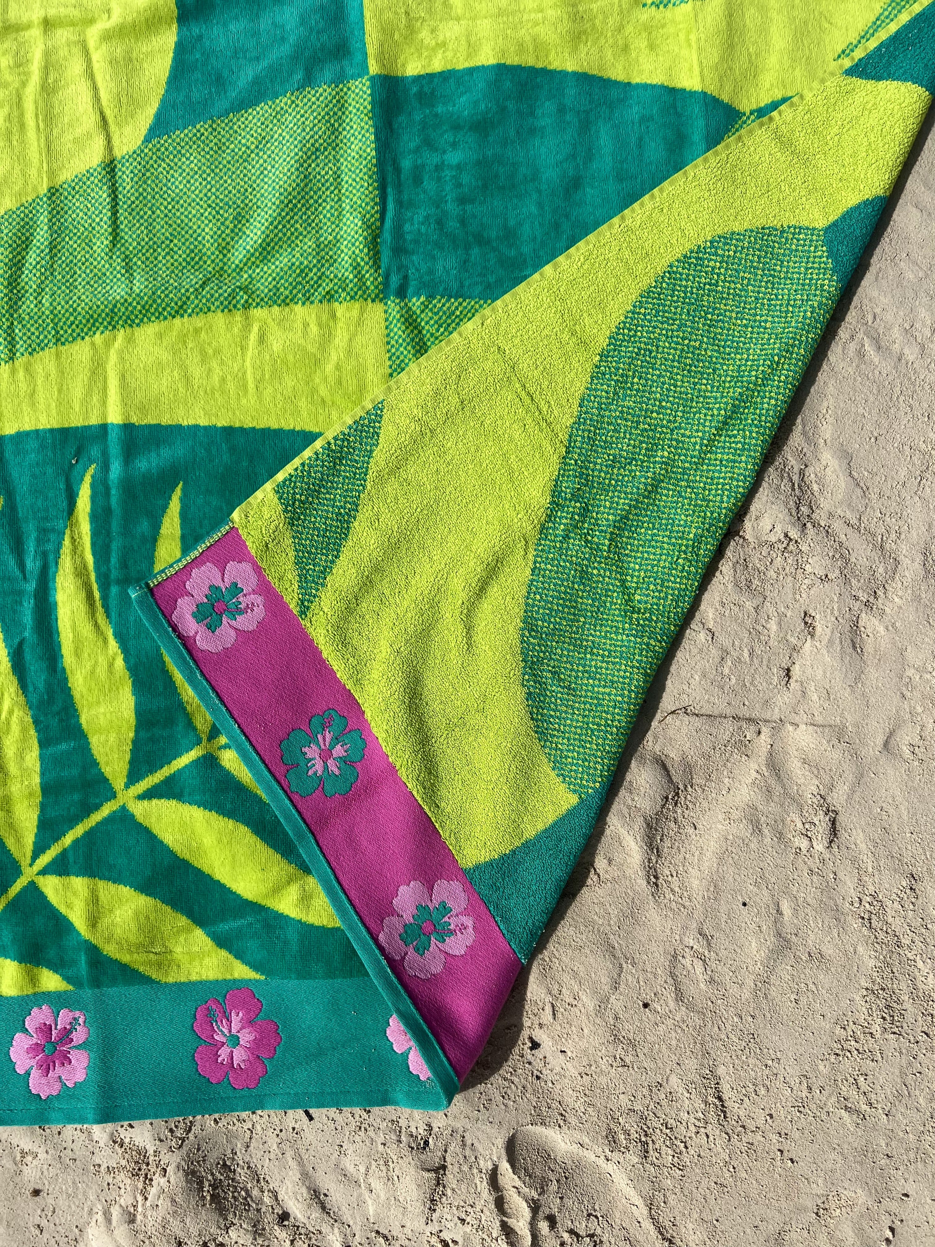 Toucans Premium Beach Towel