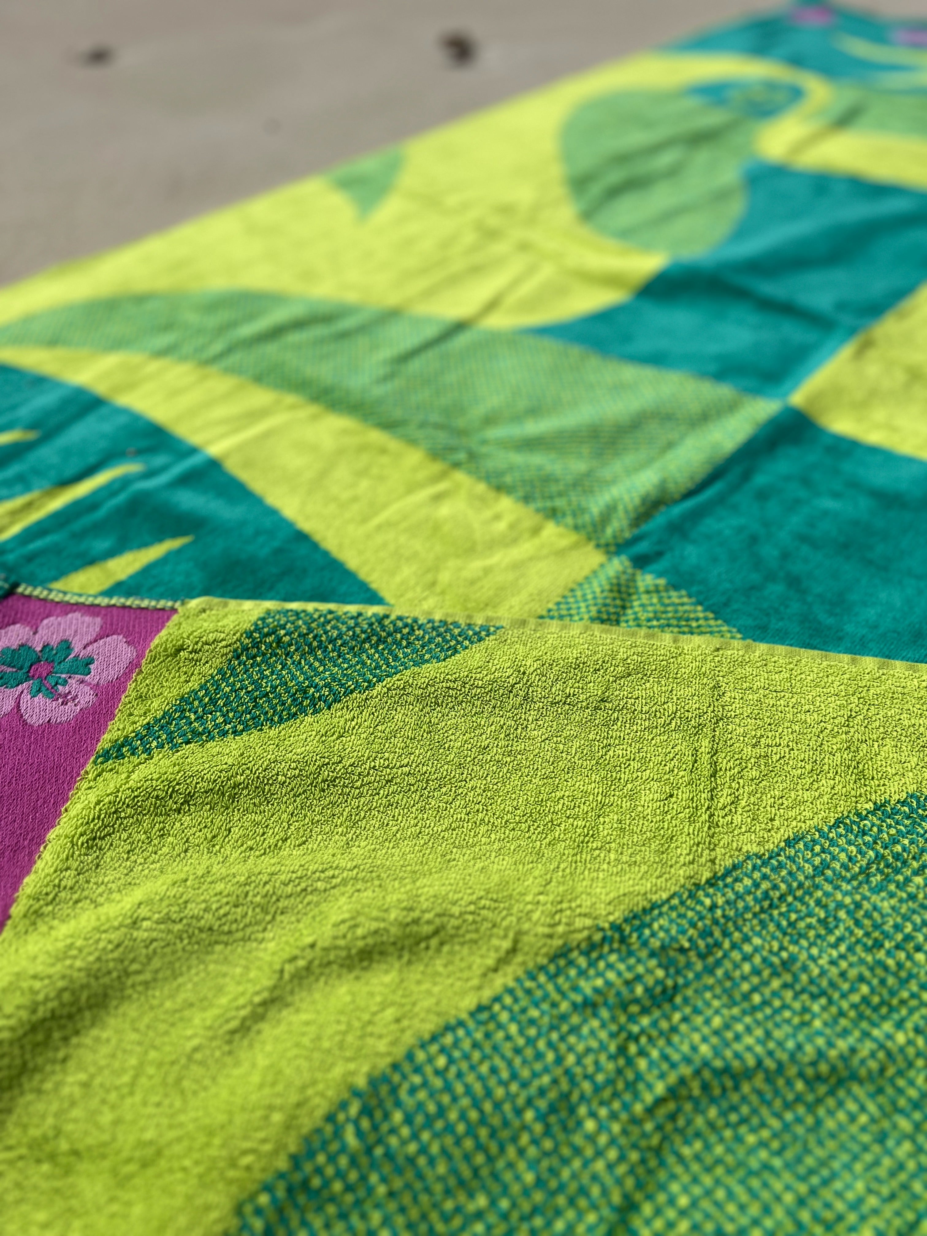 Toucans Premium Beach Towel